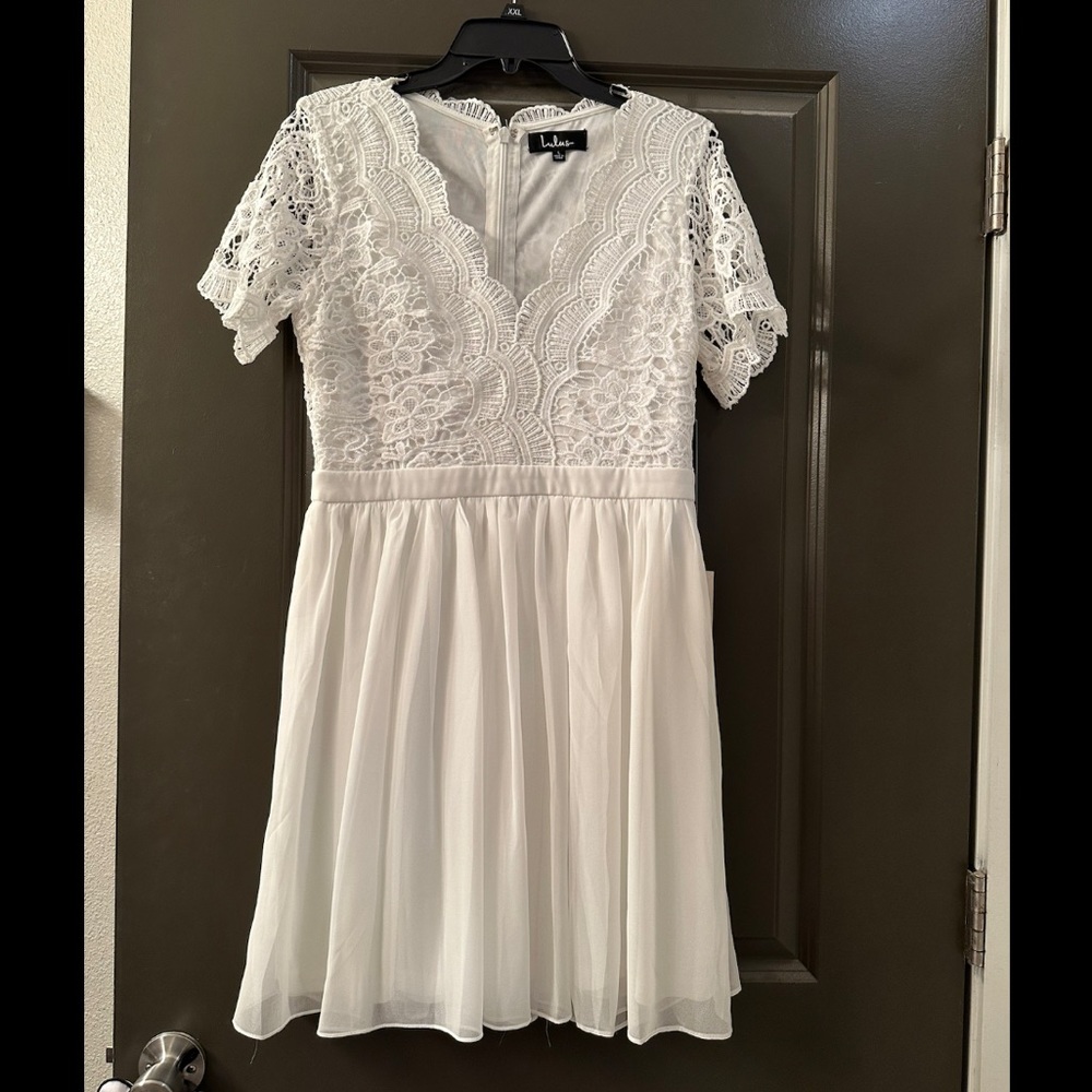 White lace dress